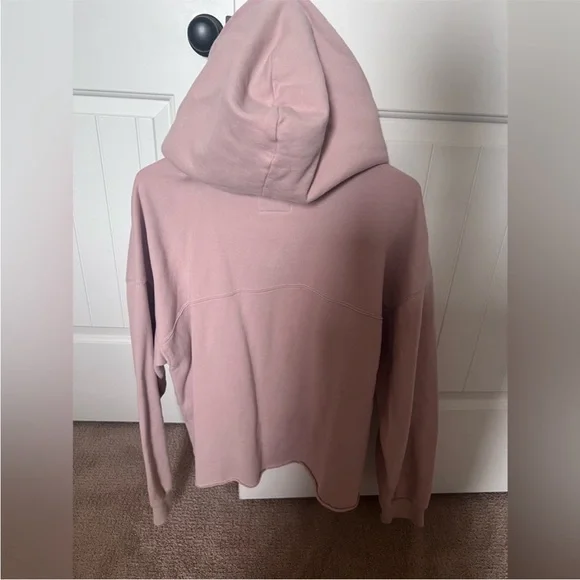 Abercrombie & Fitch Light Pink cropped hood sweatshirt - Picture 5 of 5
